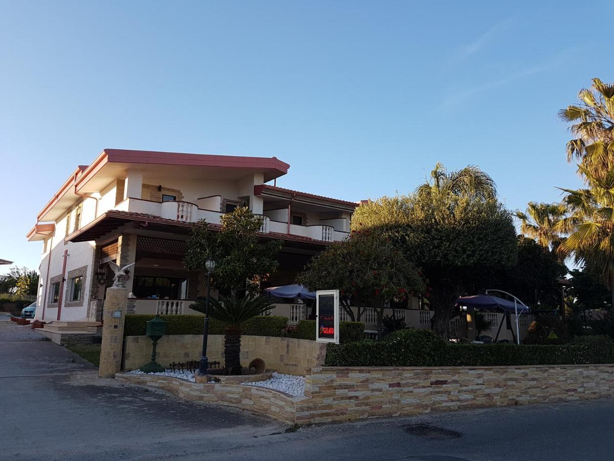 Hotel La Campagnola Capo Vaticano Esterno foto