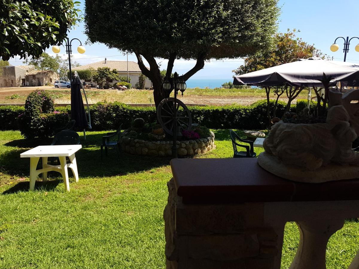 Hotel La Campagnola Capo Vaticano Esterno foto