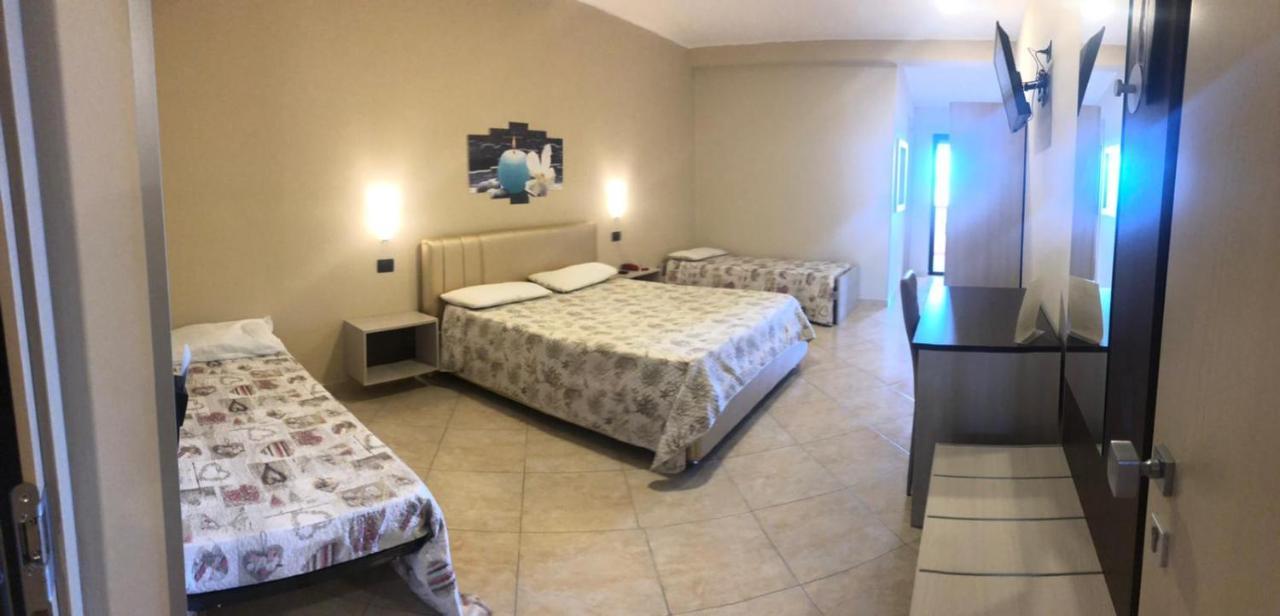 Hotel La Campagnola Capo Vaticano Esterno foto