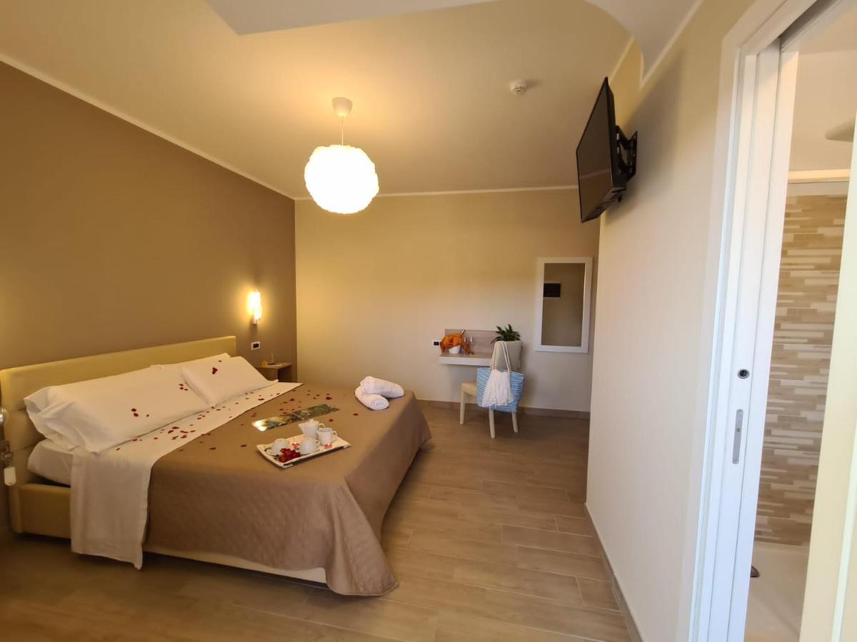 Hotel La Campagnola Capo Vaticano Esterno foto