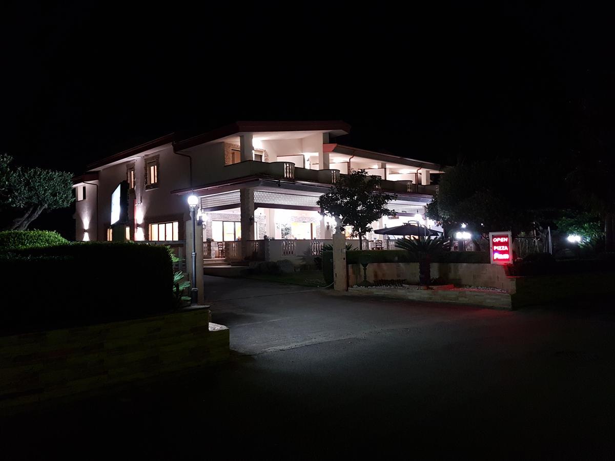 Hotel La Campagnola Capo Vaticano Esterno foto