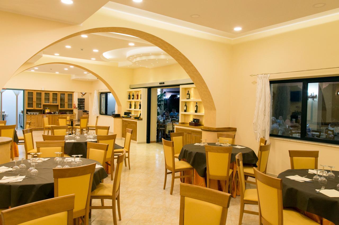 Hotel La Campagnola Capo Vaticano Esterno foto